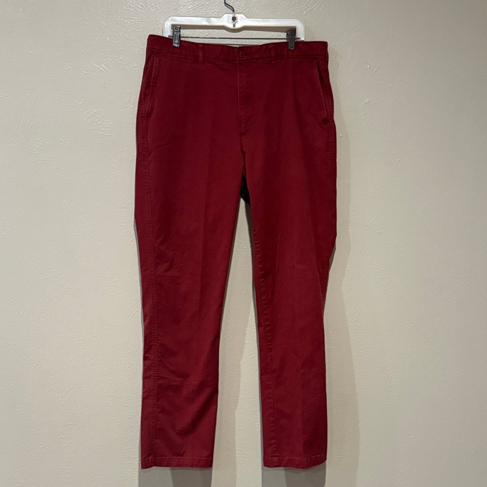 Daniel Cremieux Men's Rich Burgundy Chinos
